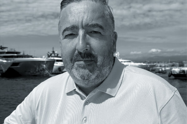 Chris Stewart